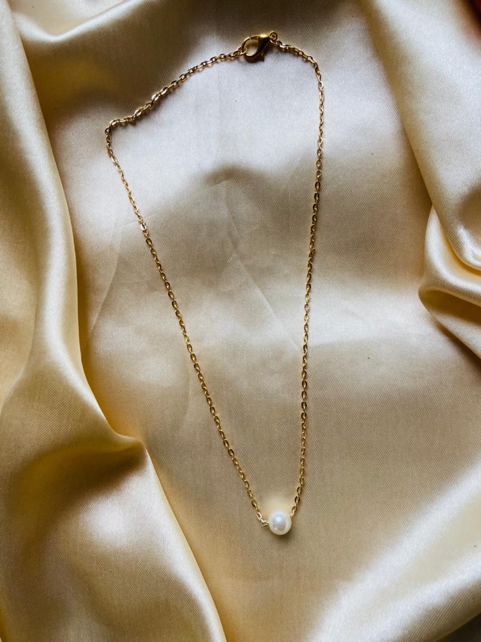 Single Pearl Necklace