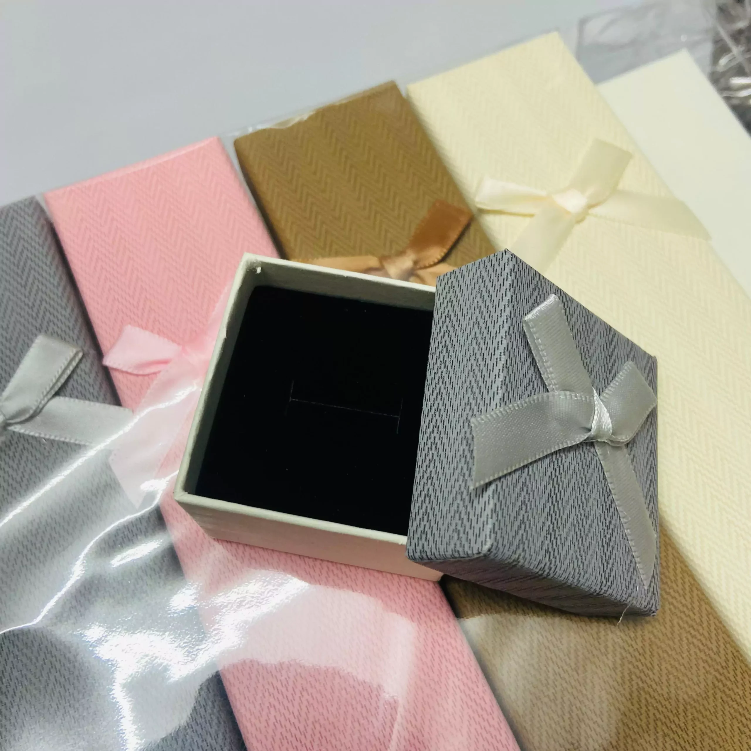 Ring Gift box – Assorted Colours
