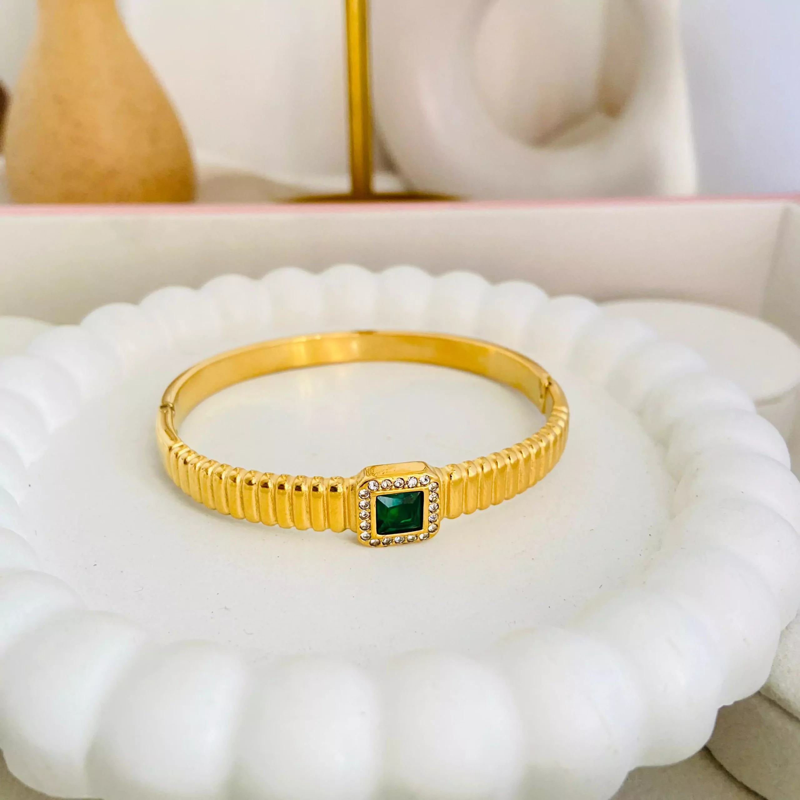 Emerald Stone Misha Bracelet - Image 2