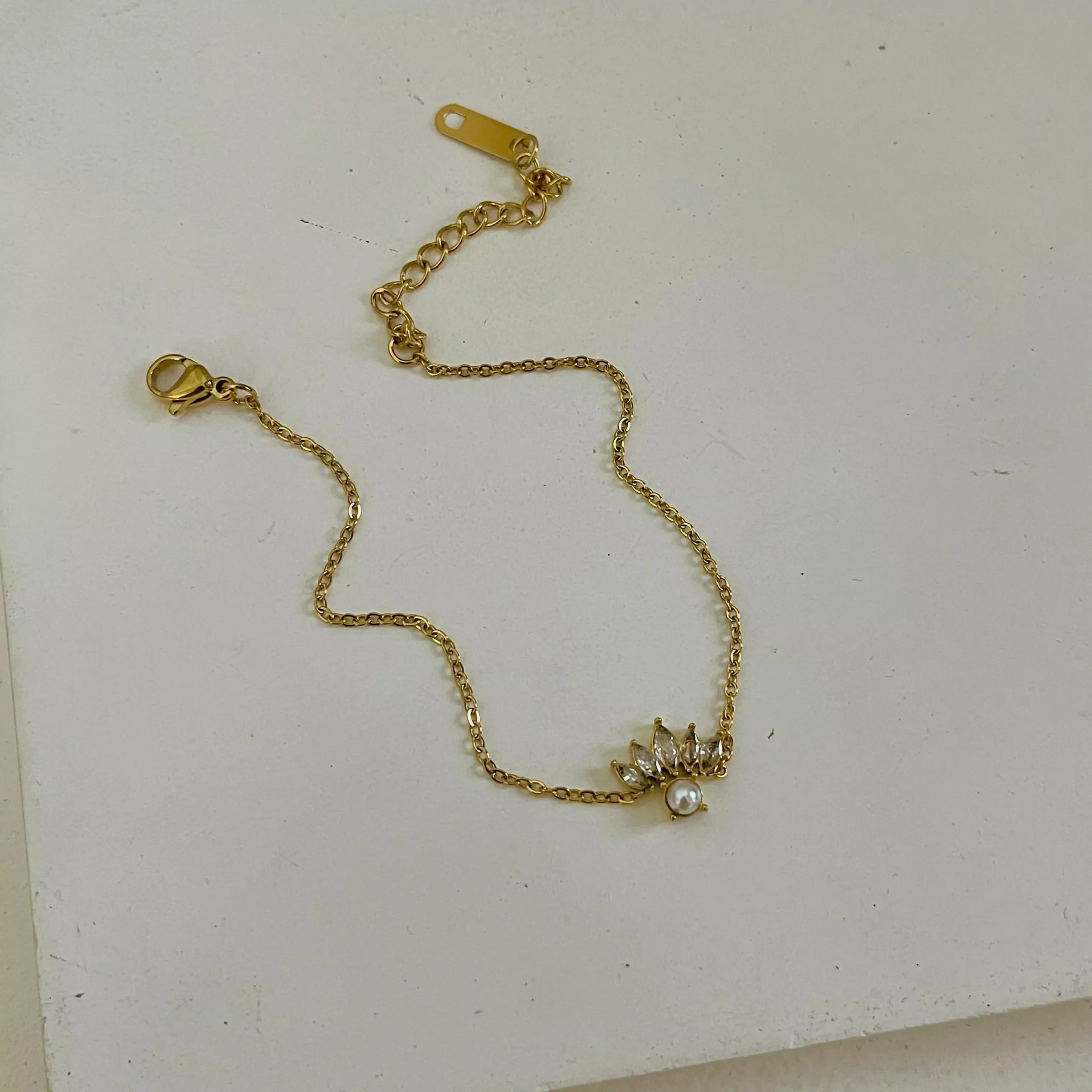 Pearl Dome Bracelet- White