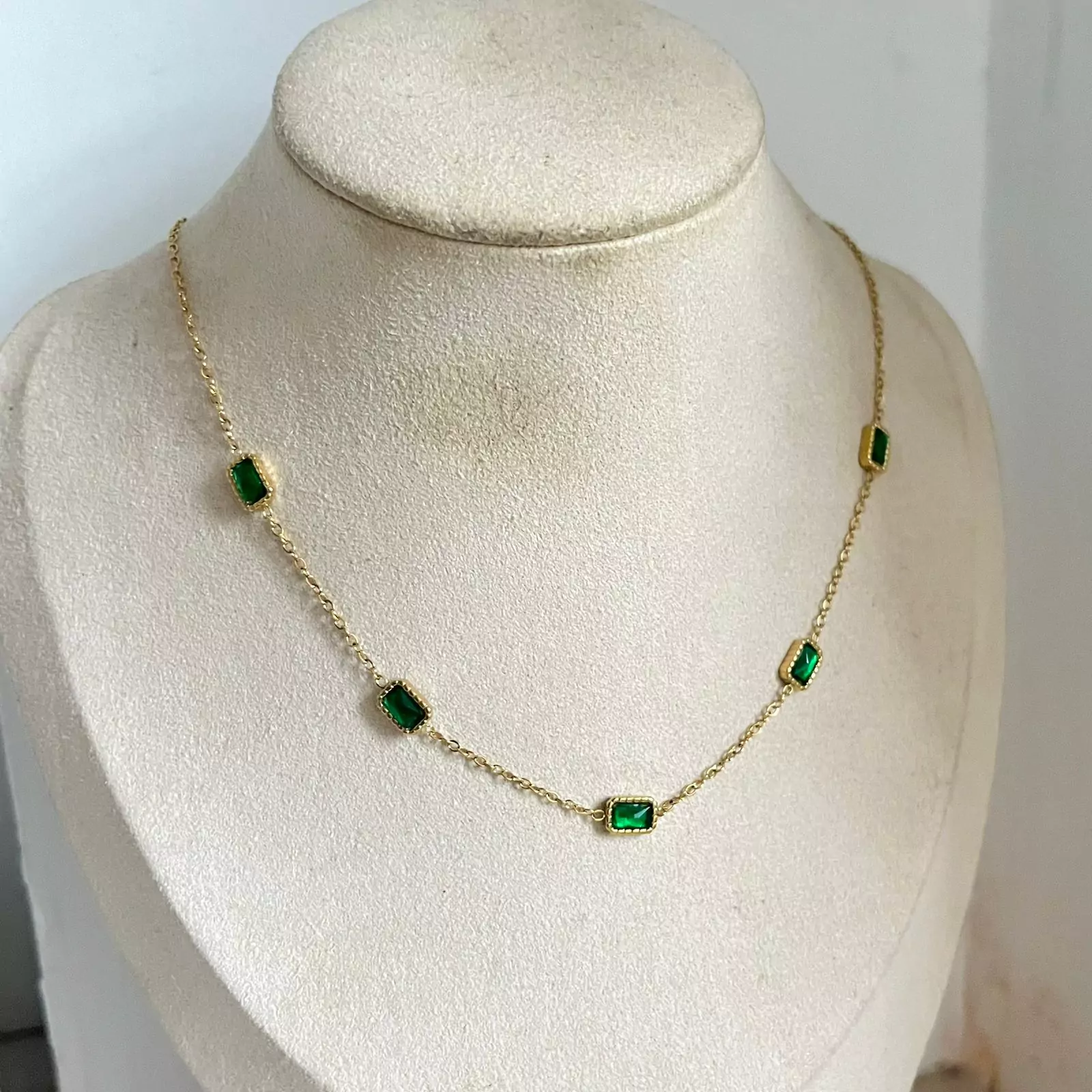 Inlaid Emerald Necklace