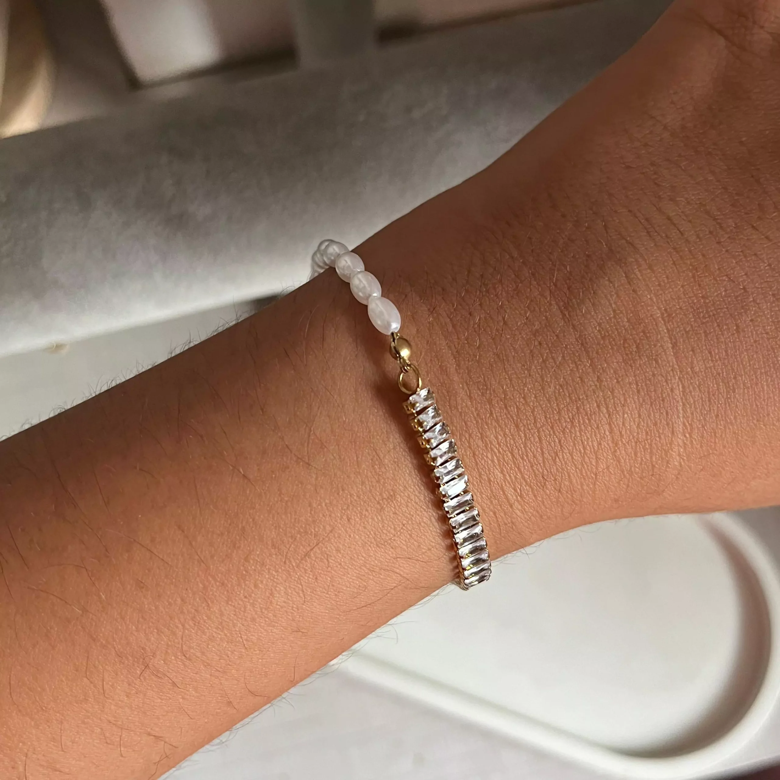 Pealered Stones Bracelet