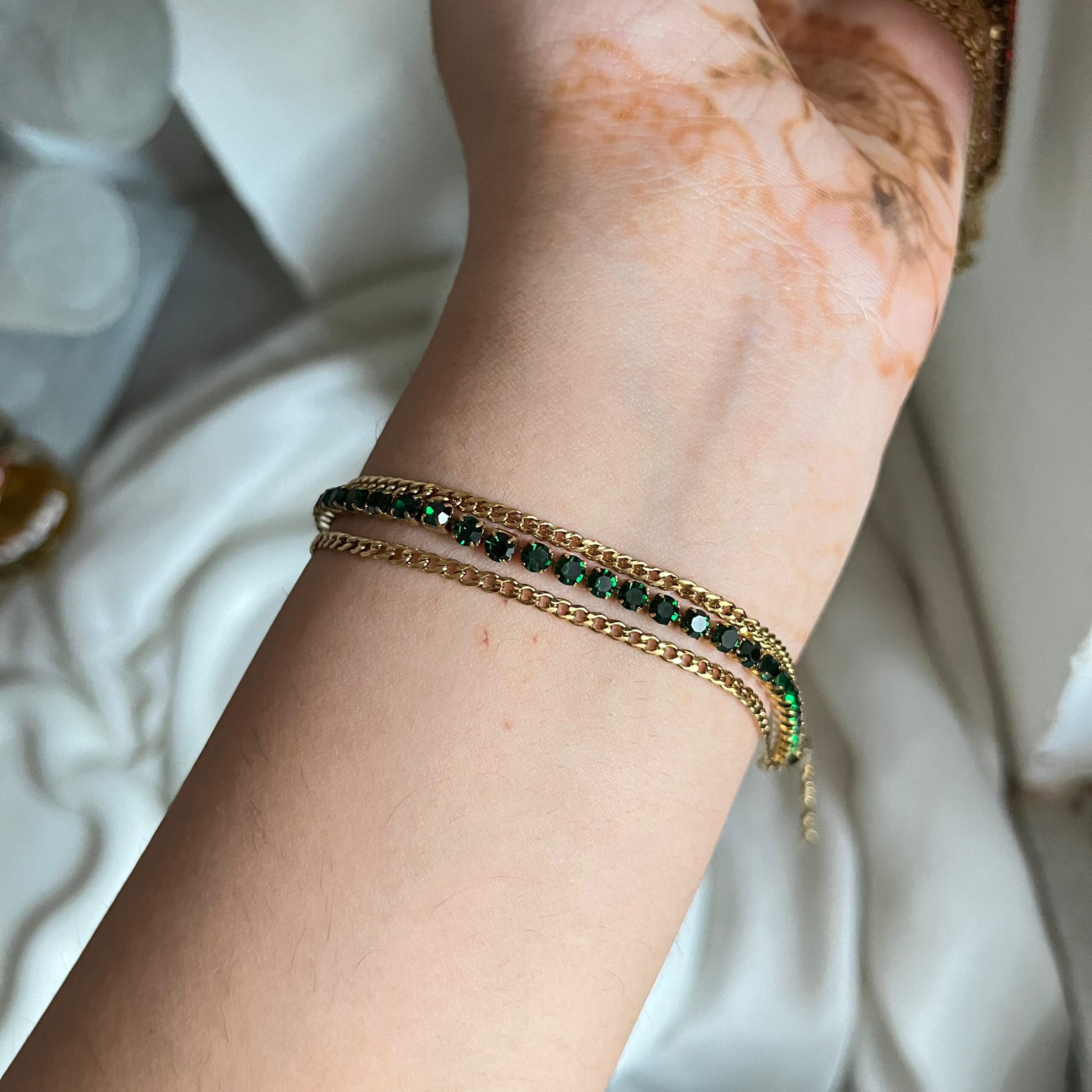 Lysa Chained Stones Bracelet – Green