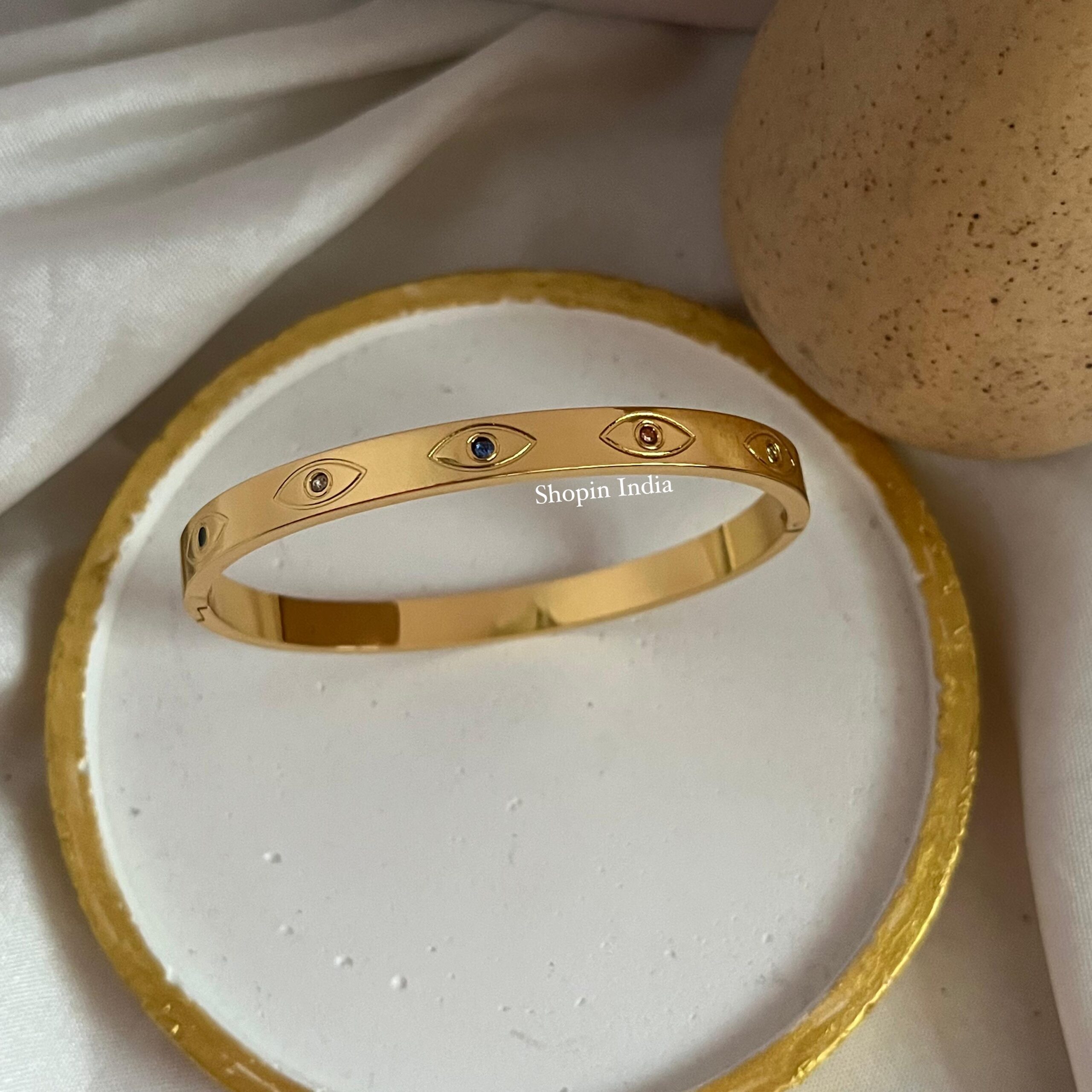 Timeless Evil eye Bracelet