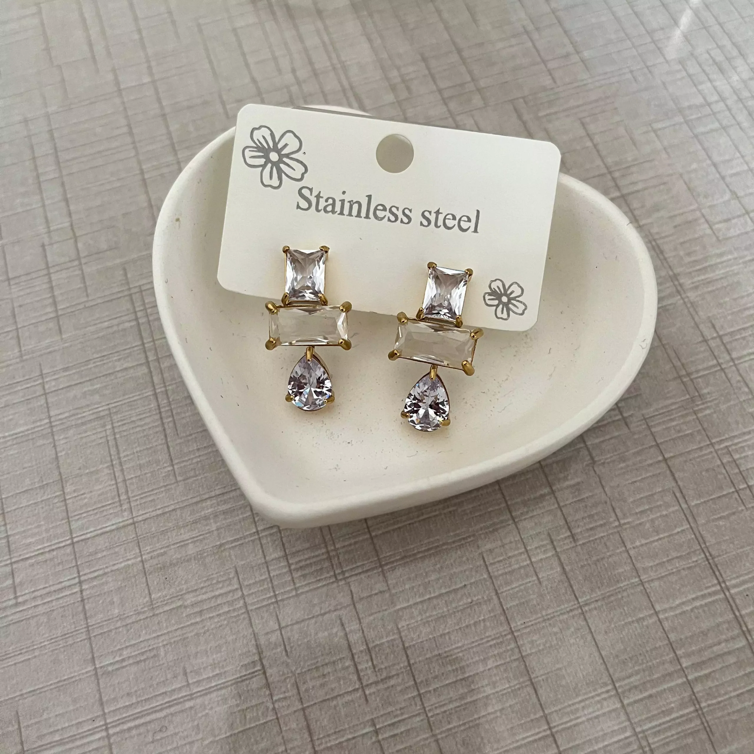 Sayle Crystal Earrings