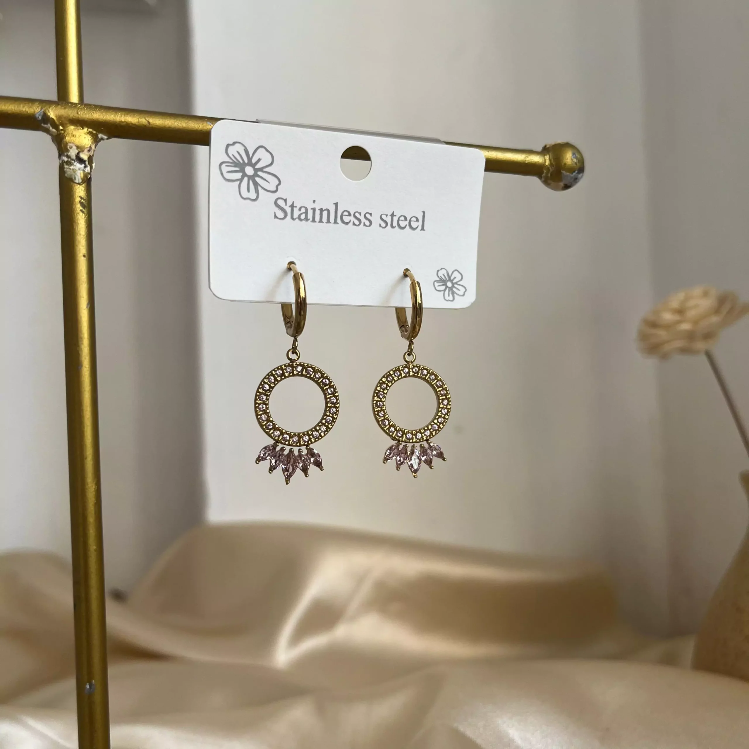 Ringed Feathers Earrings- pink