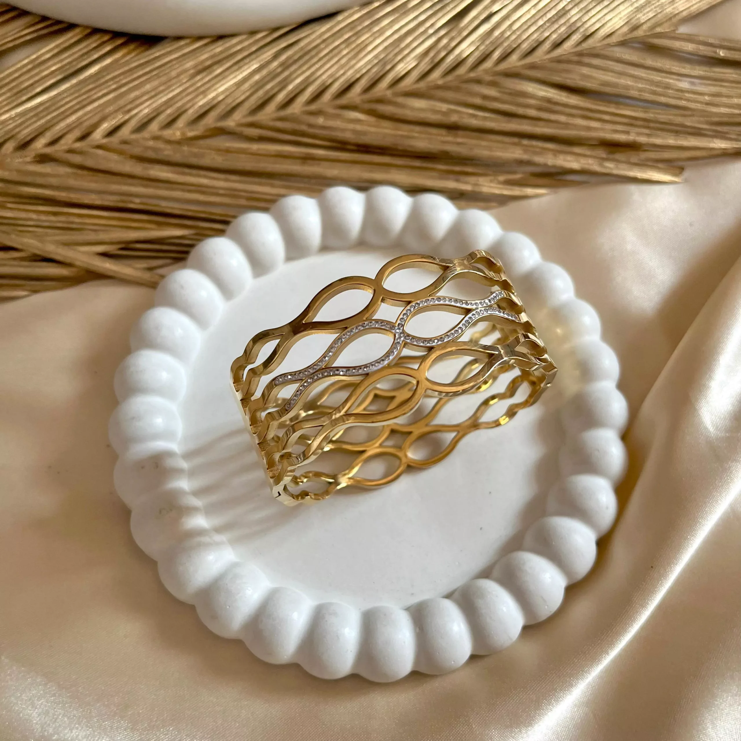 Broad Shaina Bracelet