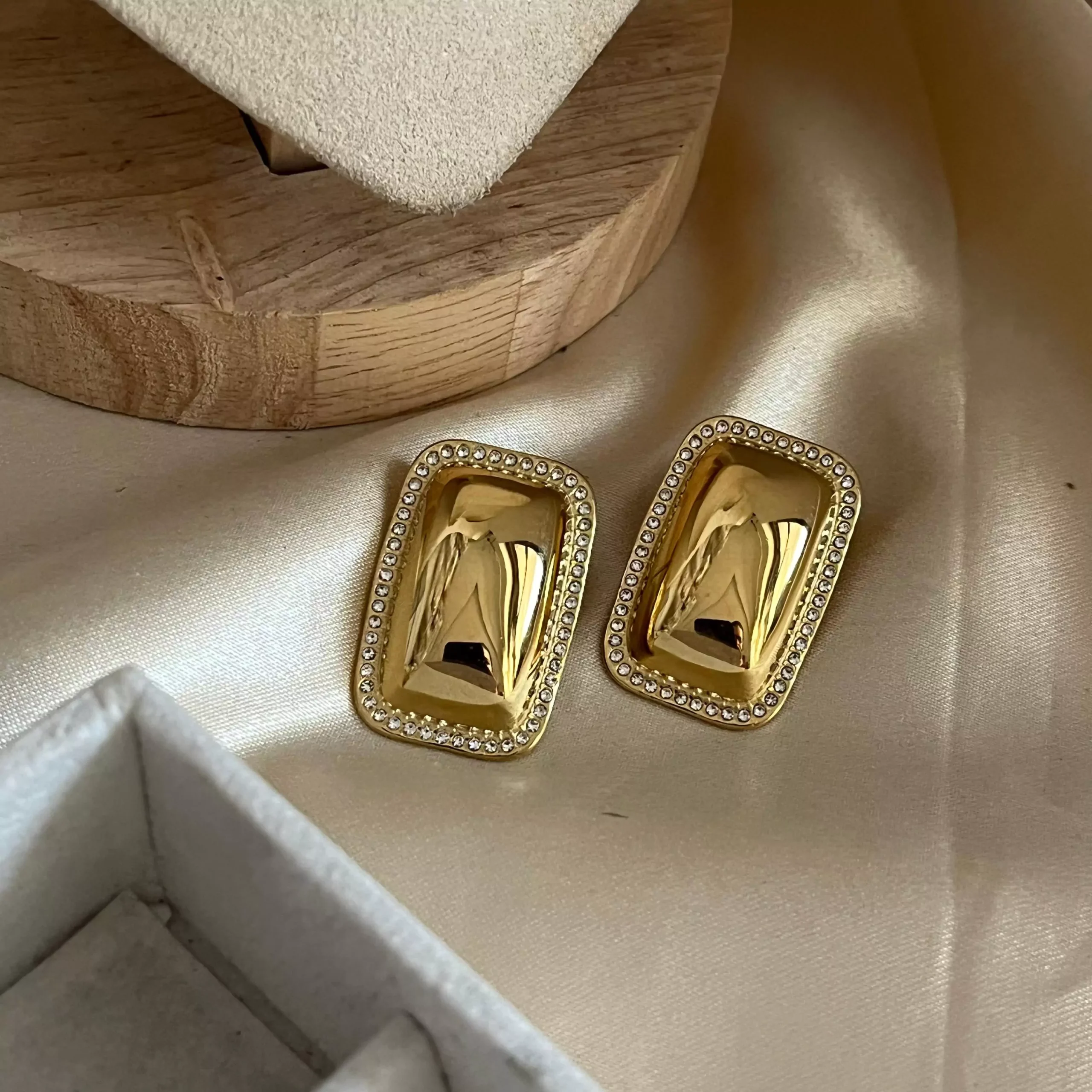 Bleeshed Block Earrings