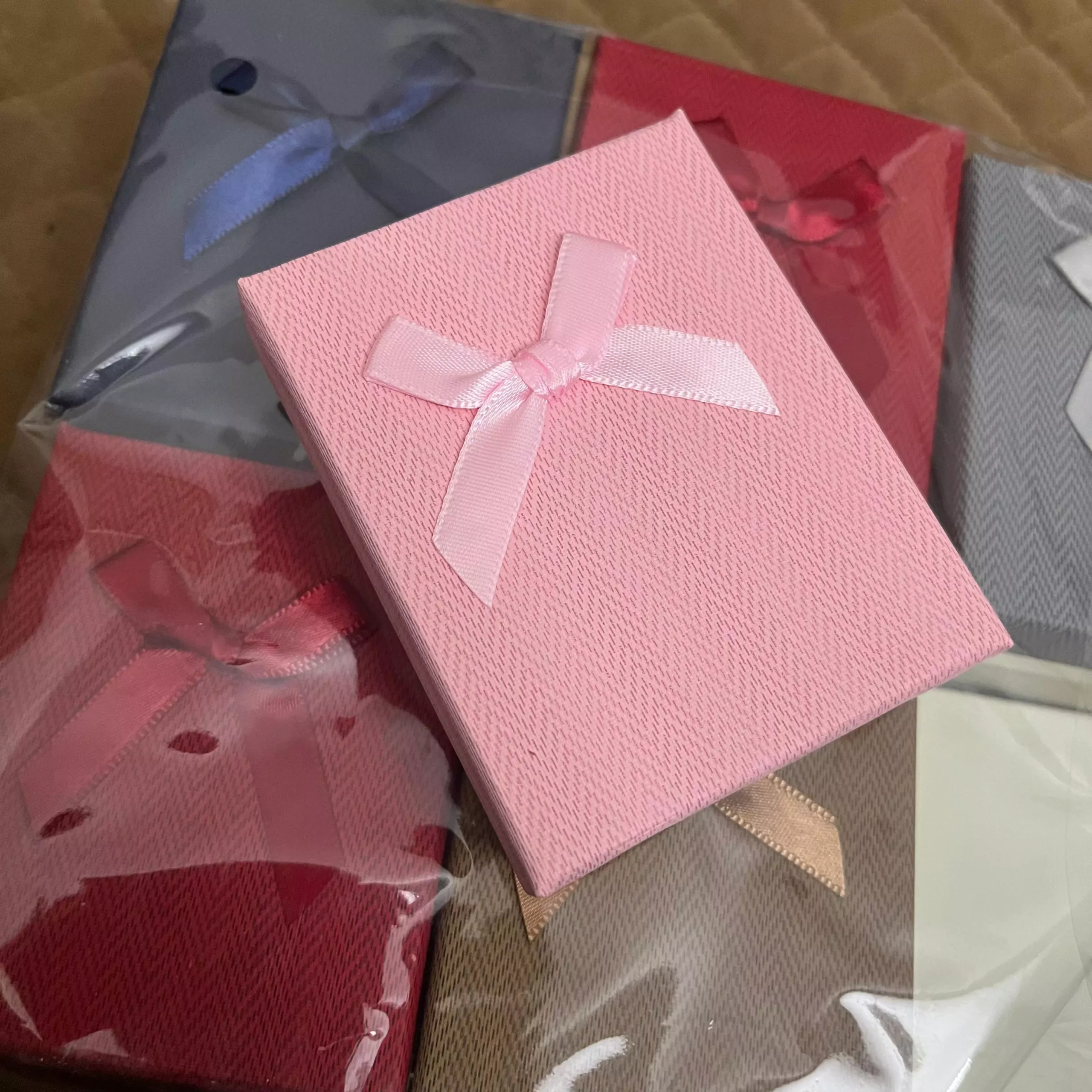 Gift Box - Random Colour - Image 3