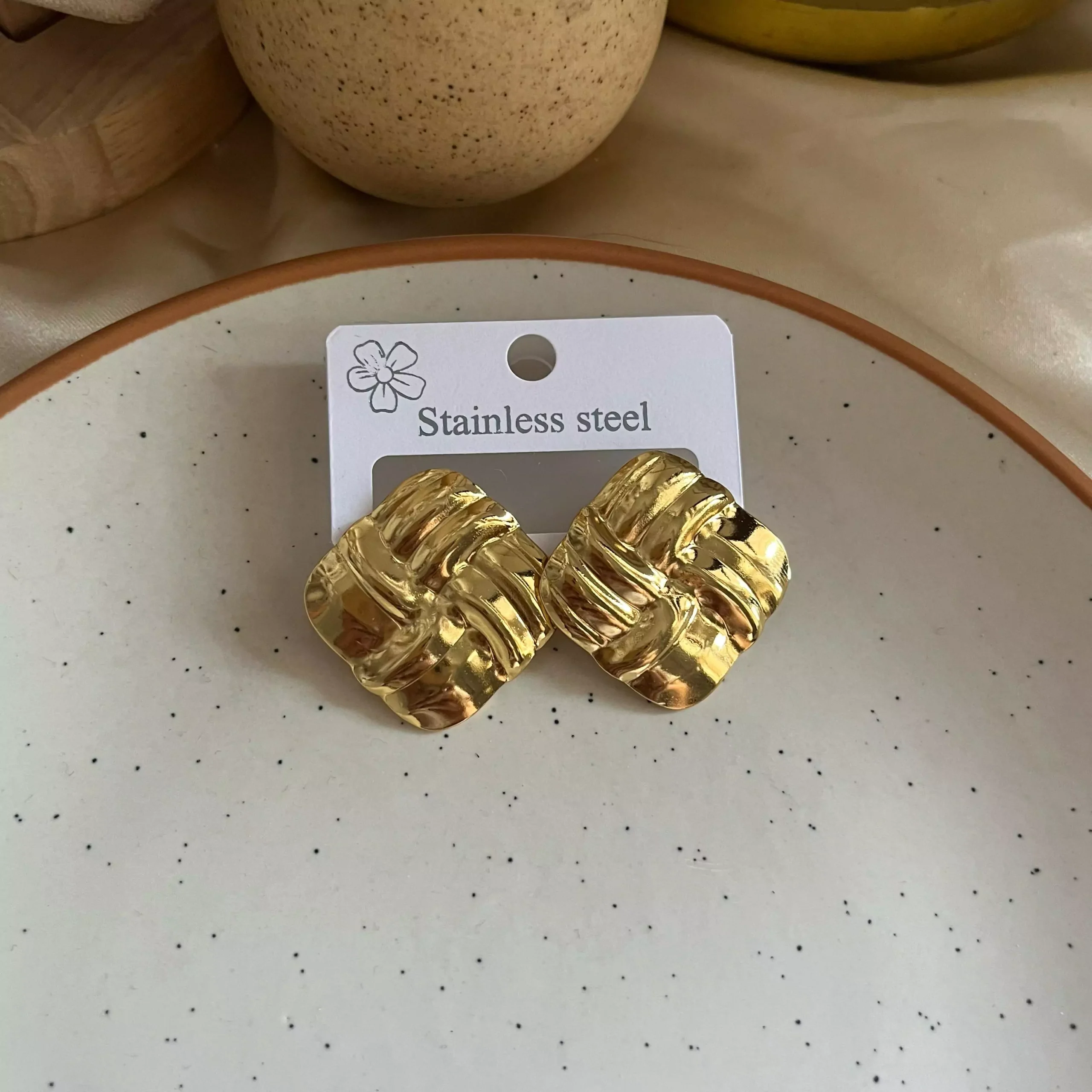 Wrapped box Earrings