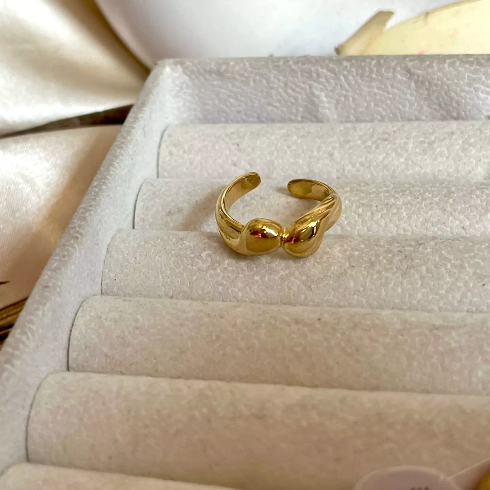 Luna Ring – size 7